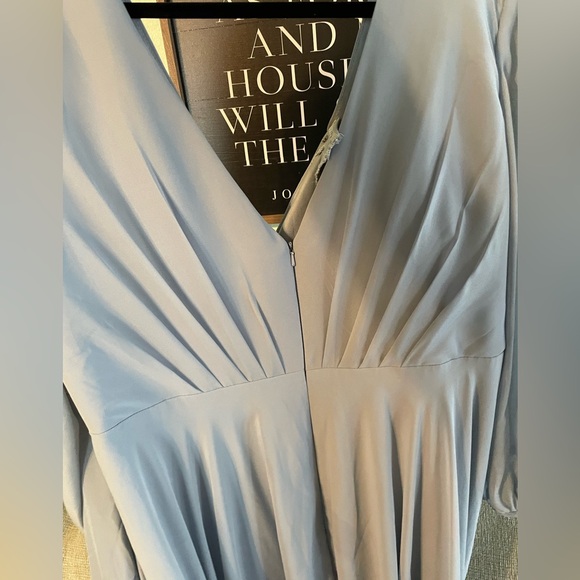 Custom Dresses - Picture 3 of 5